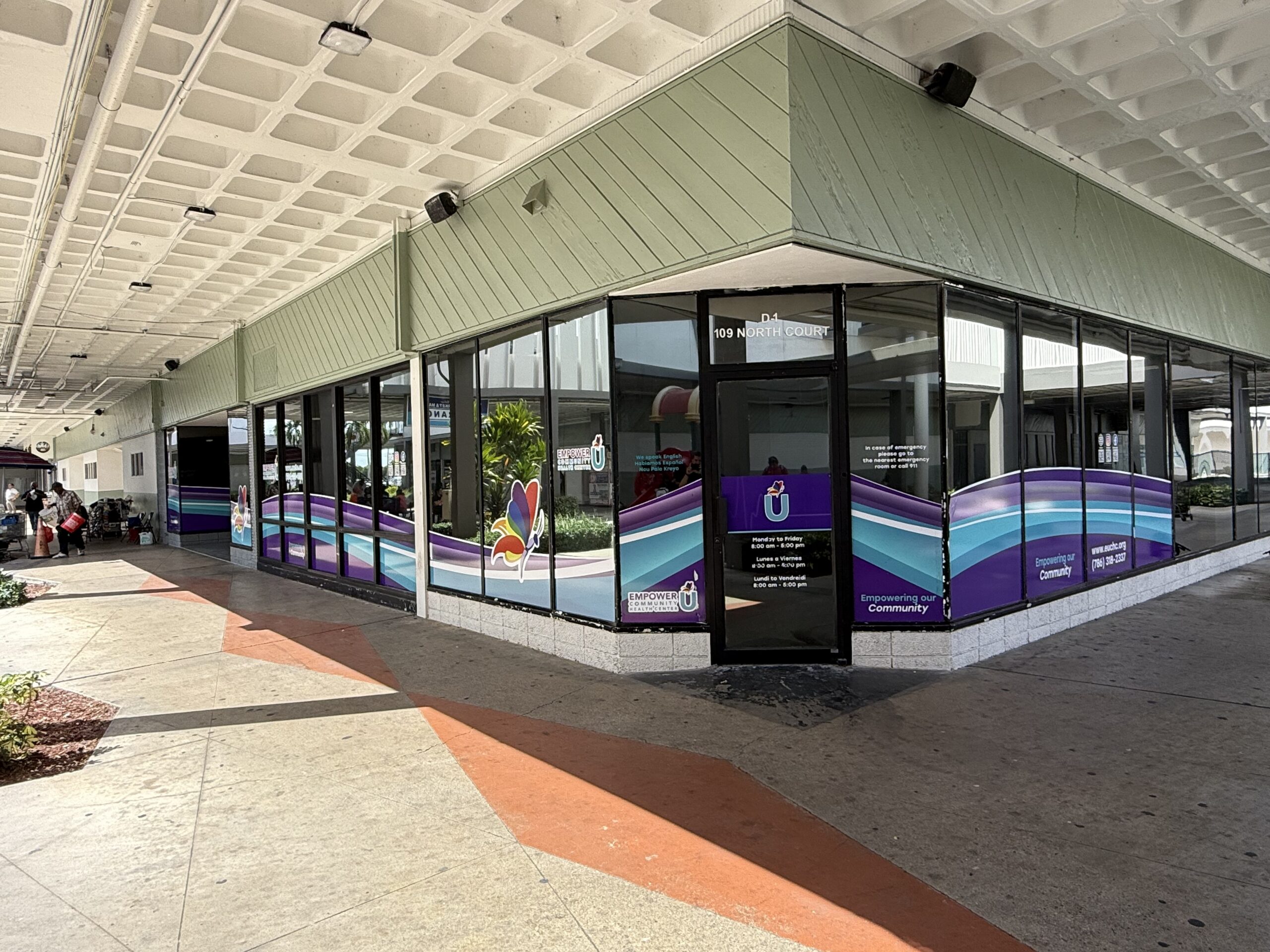 Dental office privacy reflective window tint in Miami